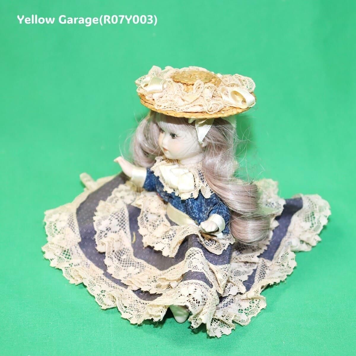 ヴィンテージ陶器ドール｜レースドレスの小さなお嬢さま（13cm