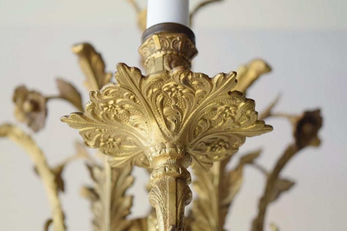 緻密な装飾美が空間を彩る優雅なクラシック6灯式シャンデリア【sy453