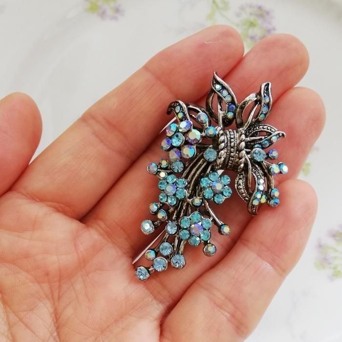 CJ8014 Unsigned Beauty アンティークシルバートーン ブルー＆オーロラ