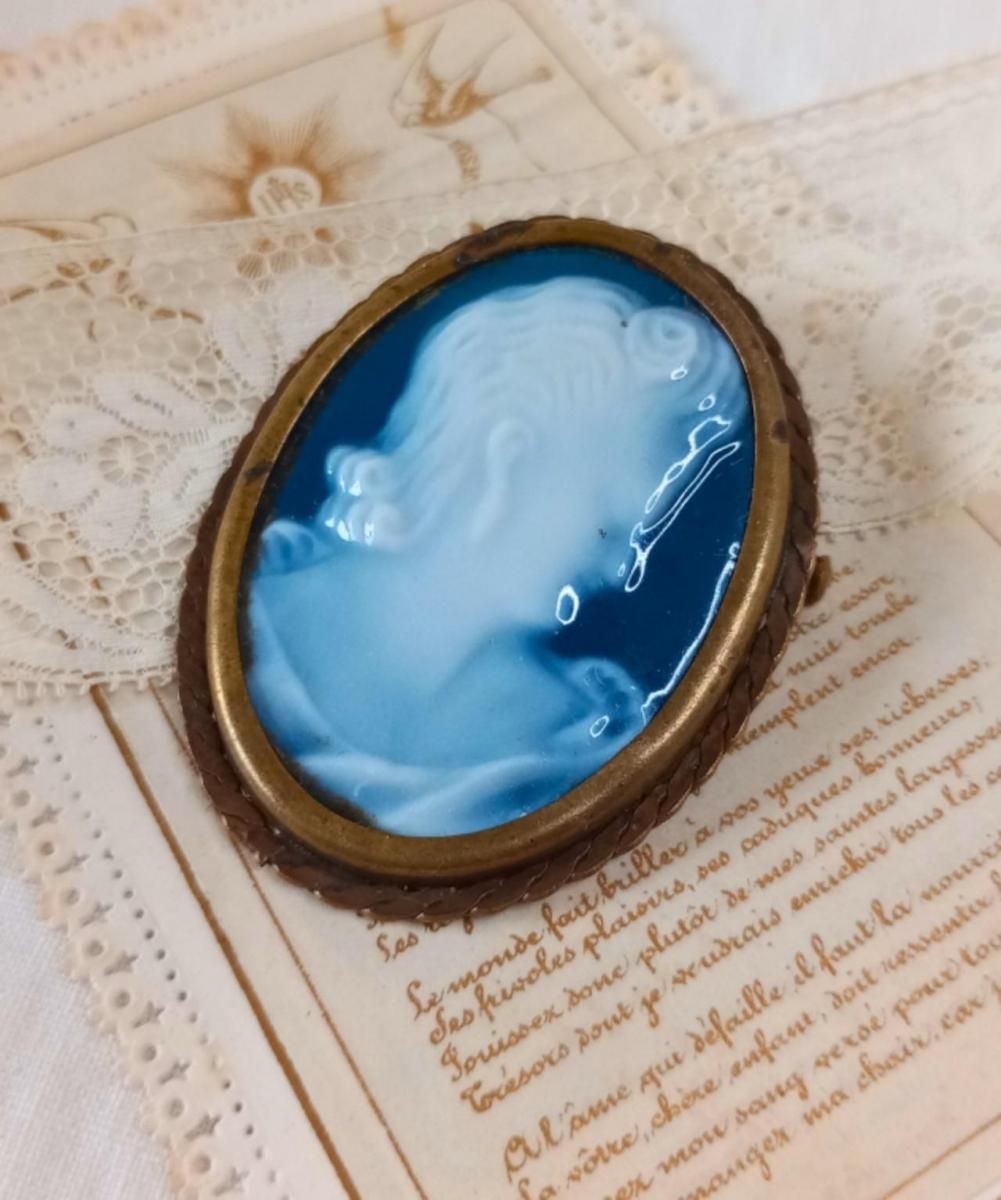 アンティークブローチ リモージュ製カメオ×真鍮 オーバル 藍色