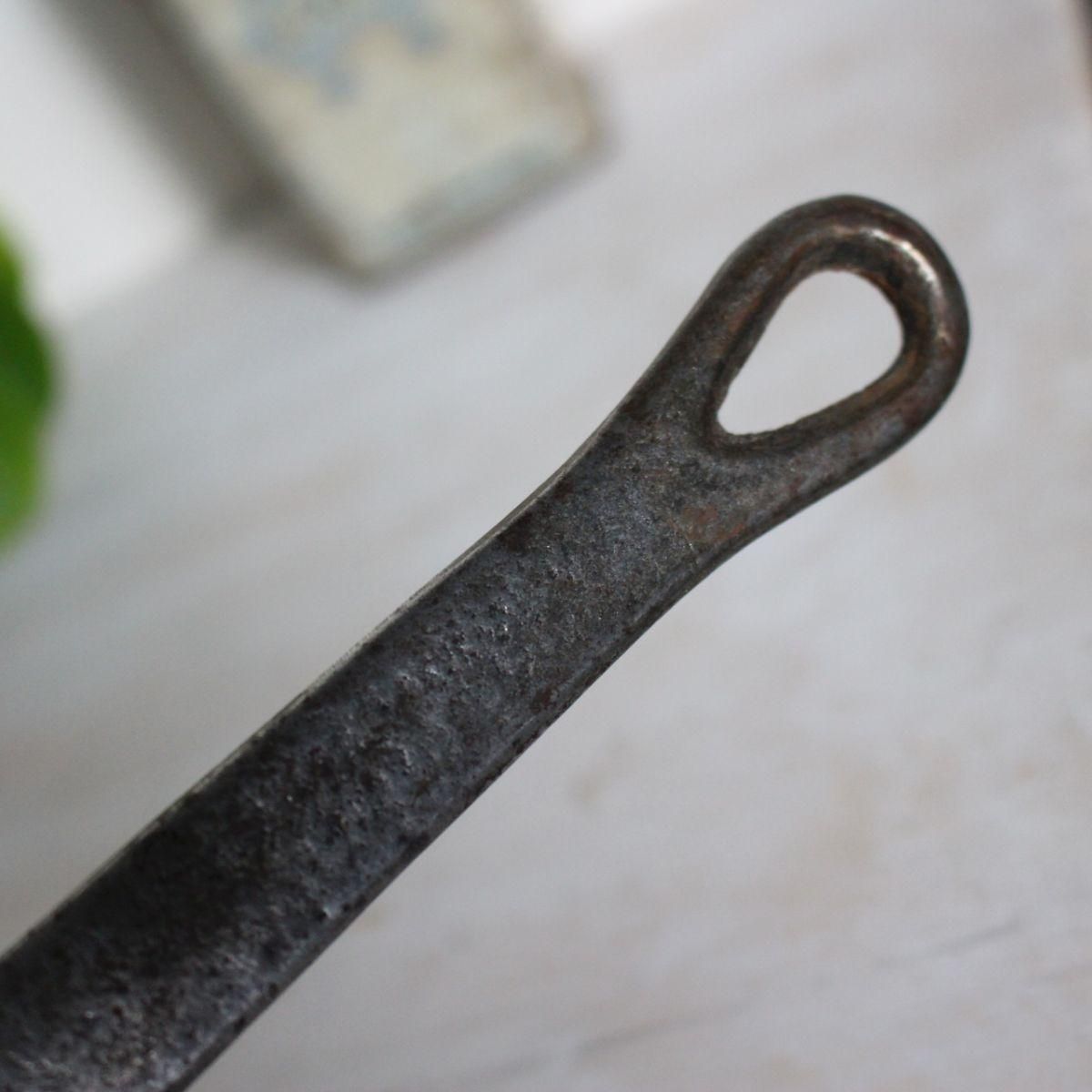 フランス蚤の市発 ☆銅製片手鍋 (直径20cm/深さ10cm)｜フランスから