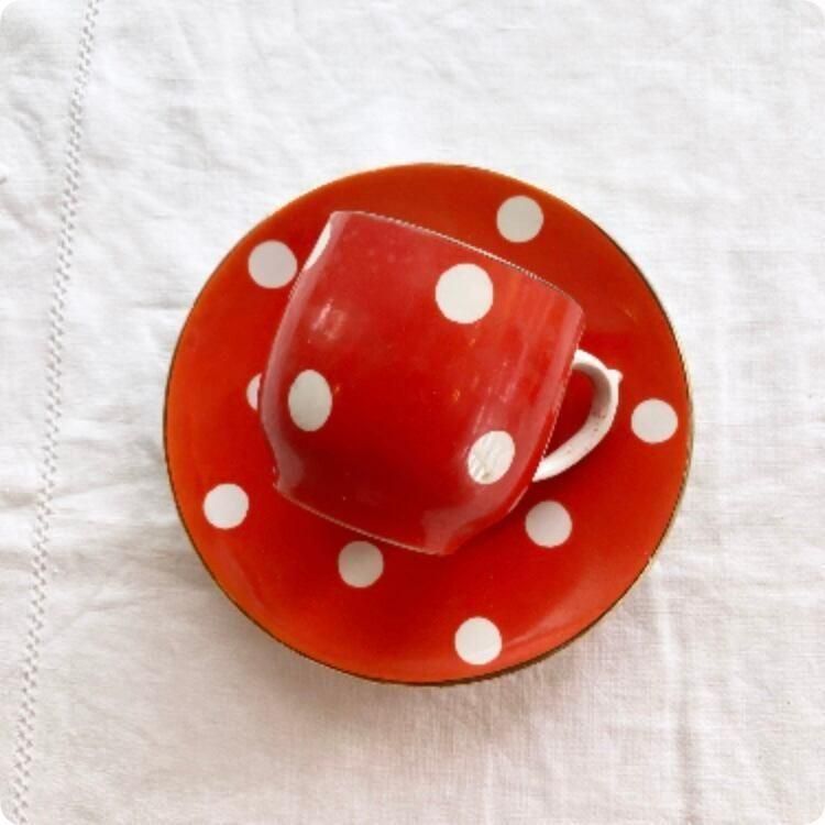 フランス直輸入】レトロな赤の水玉模様が可愛らしい ディゴワン