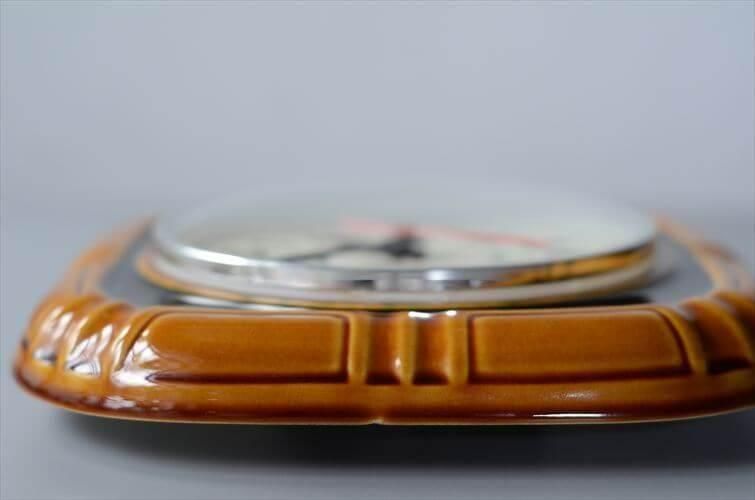 ドイツ製 Meister-Anker きれいなブラウン陶器の壁時計 壁掛け