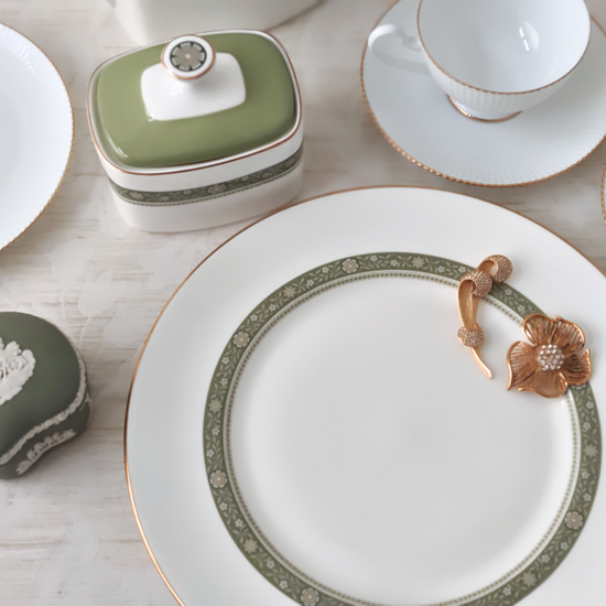 ティーセット＆ディナープレートセット Royal Doulton Rondelay