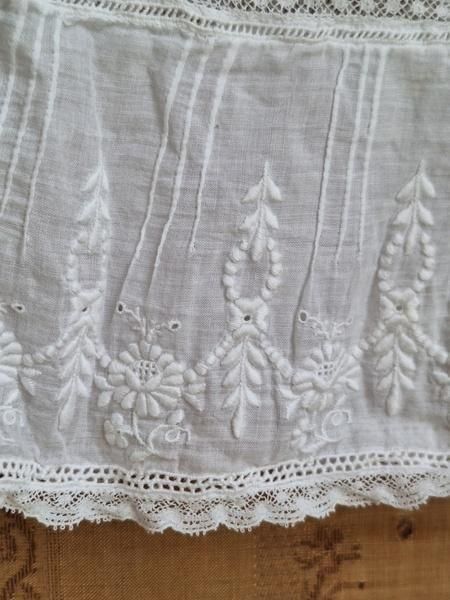 アンティークレースベビードレス - アンティークモール＆蚤の市情報