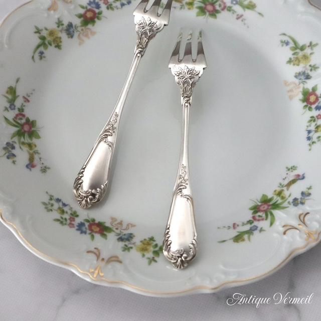 フランス銀器 ロココ・スタイル デザート・フォーク 2本セット