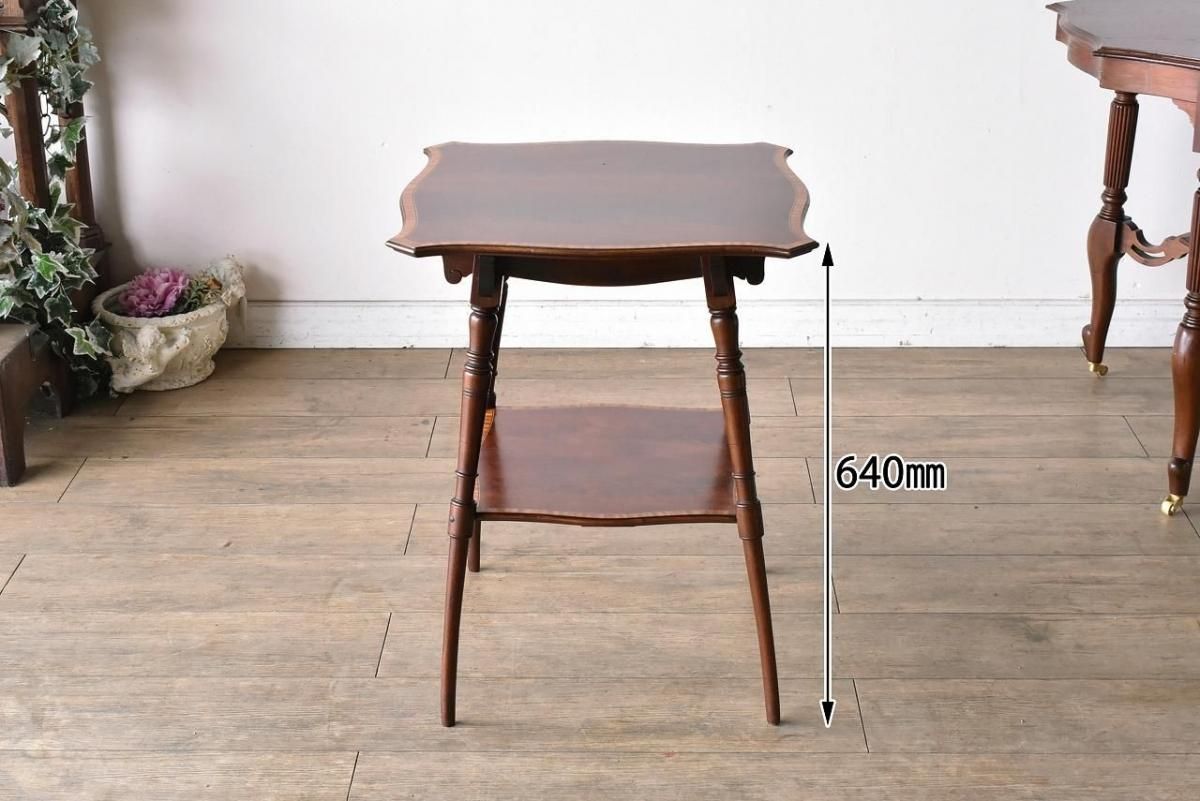 縁を彩る象嵌細工が目を引くマホガニーサイドテーブル【t230