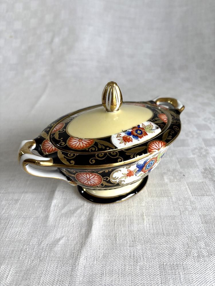 ボンボニエール オールドノリタケ 蓋もの 黒地金彩 赤い花 s1109-56