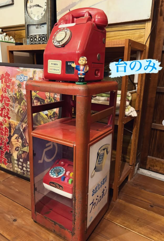 夏SALE♡アンティーク木製引き出しにたっぷりの海外紙モノコレクション♡　蚤の市 東京＆関西＆北海道蚤の市｜手紙社