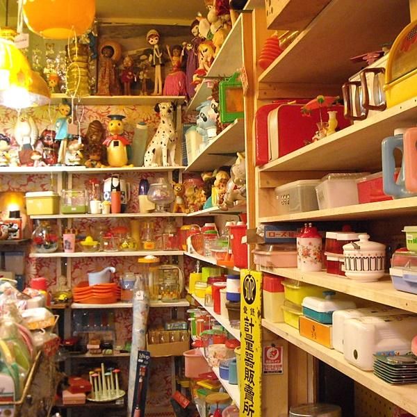 アンティーク家具　昭和レトロ レトロ家具 昭和レトロ!カラフルなアンティークチェスト