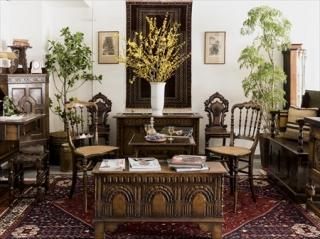 CAURSES AU ANTIQUES