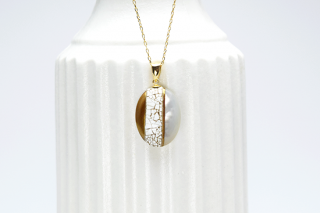 Mist oval pendant 