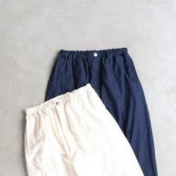NECESSARY or UNNECESSARY [ͥ꡼  ͥ꡼] ''PIN TUCK PANTS'' (MEN'S & LADIES')<img class='new_mark_img2' src='https://img.shop-pro.jp/img/new/icons13.gif' style='border:none;display:inline;margin:0px;padding:0px;width:auto;' />