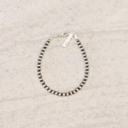 ERICKA NICOLAS BEGAY [å ˥饹 ӥ] ''BRACELET OXIDISE 4/18'' (MEN'S & LADIES')<img class='new_mark_img2' src='https://img.shop-pro.jp/img/new/icons13.gif' style='border:none;display:inline;margin:0px;padding:0px;width:auto;' />
