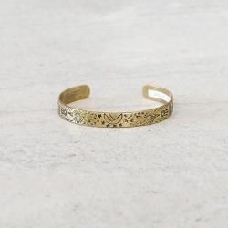 ERICKA NICOLAS BEGAY [å ˥饹 ӥ] ''BANGLE BRASS'' (MEN'S & LADIES')<img class='new_mark_img2' src='https://img.shop-pro.jp/img/new/icons13.gif' style='border:none;display:inline;margin:0px;padding:0px;width:auto;' />