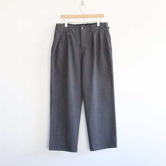 カーリー商品 CURLY [カーリー] ''DENIM 2TUCK WIDE EZ PANTS SLATE GRAY'' (MEN'S