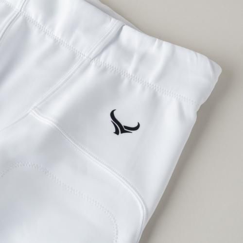 【新品】FLEEK プラクティス ショートパンツ ホワイト M FLEEK プラクティス ショートパンツ ホワイト - TWO MINUTES