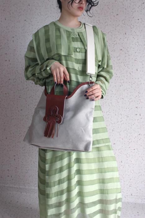 Amulet Linen Shoulder Bag - LINEN BEIGE