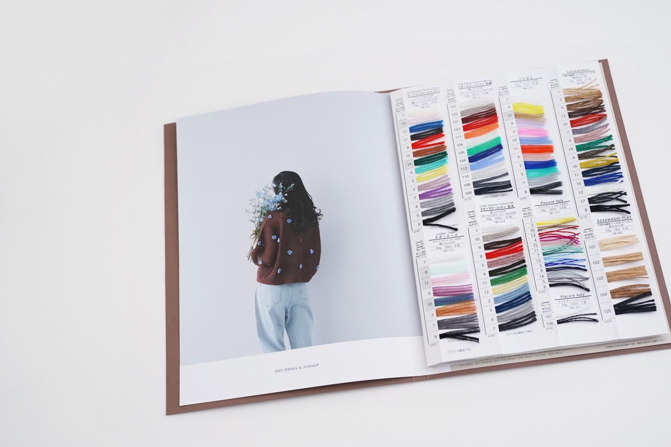 book_2025SScolorsample_030