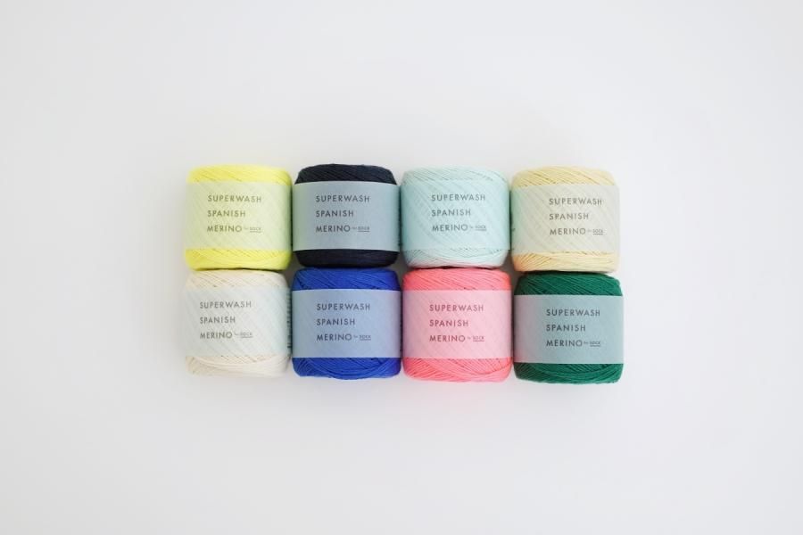DARUMA SUPERWASH SPANISH MERINO ソックヤーン