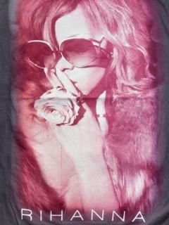 Rihanna Rose Tour Tee