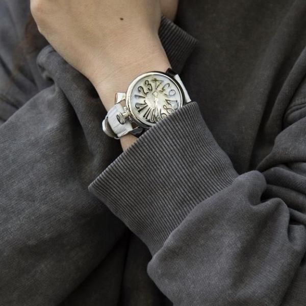 Manuale 40mm フローティング 5020.FL.02 | GaGa MILANO Manuale 40mm フローティング 5020.FL.02 | GaGa MILANO