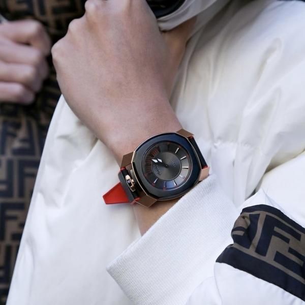 FRAME ONE 7054.01 | GaGa MILANO 公式オンラインショップ