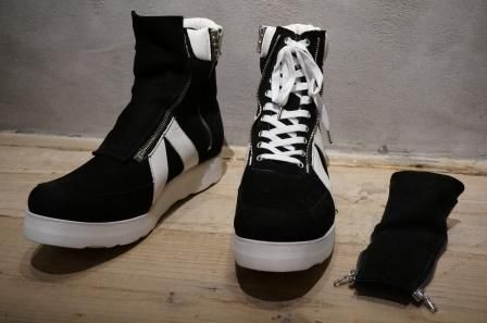 靴 ISAMU KATAYAMA BACKLASH Lace-up shoes Isamu Katayama Backlash Distressed Lace-Up Leather Boots