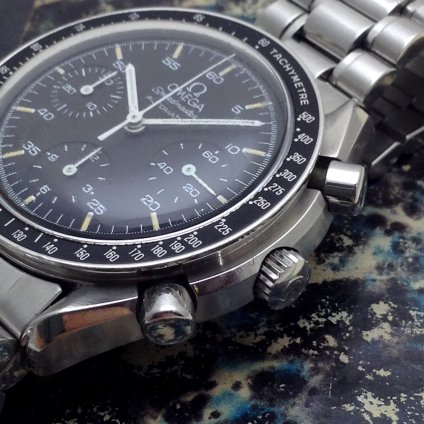 OMEGA Speedmaster (ᥬ ԡɥޥ) Υ