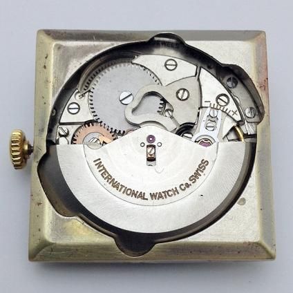 IWC（インターナショナルウォッチカンパニー）スクエアケース