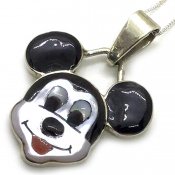 <img class='new_mark_img1' src='https://img.shop-pro.jp/img/new/icons20.gif' style='border:none;display:inline;margin:0px;padding:0px;width:auto;' />【20％OFF】DonDewa Necklace Mickey Mouse（ドンデワ ネックレス ミッキーマウス）
