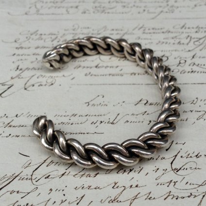 Braided Wire Silver Braceletʥ֥쥤ǥåɥ磻䡼 СХ󥰥