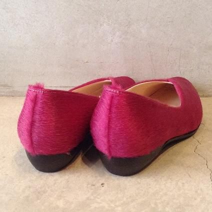 <img class='new_mark_img1' src='https://img.shop-pro.jp/img/new/icons38.gif' style='border:none;display:inline;margin:0px;padding:0px;width:auto;' />30%OFFSONOMITSU Hair Calf Leather PumpsʥΥߥ إե쥶ѥץMagenta