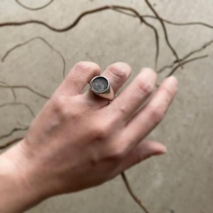 momocreatura Moon Signet Ring Silver （モモクリアチュラ