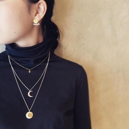 momocreatura Crescent Moon Necklace Gold(モモクリアチュラ momocreatura Crescent Moon Necklace Gold(モモクリアチュラ