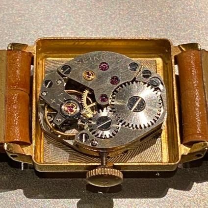 SEIKO SPORTS LADY（セイコー スポーツレディー）スクエアケース