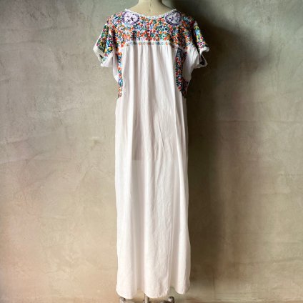 1970 S Mexican Embroidery Dress 1970年代 メキシコ 刺繍ワンピース Jeje Piano Online Boutique 神戸のアンティーク時計 ジュエリー ファッション専門店