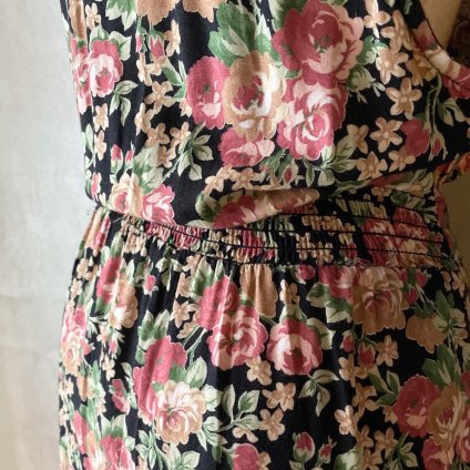 Vintage Flower Pattern Dress（ヴィンテージ 花柄ワンピース）- JeJe 