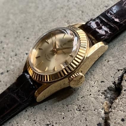 TUDOR by ROLEX(チュードル バイ ロレックス)18KYG 小薔薇ロゴ TUDOR by ROLEX(チュードル バイ ロレックス)18KYG 小薔薇ロゴ