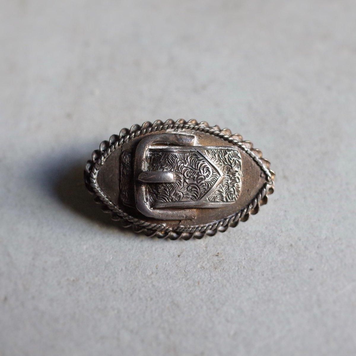 <img class='new_mark_img1' src='https://img.shop-pro.jp/img/new/icons38.gif' style='border:none;display:inline;margin:0px;padding:0px;width:auto;' />20%OFFVictorian Buckle design Broochʥȥꥢ Хåǥ ֥
