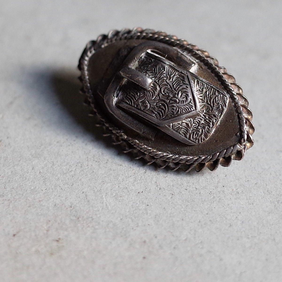 <img class='new_mark_img1' src='https://img.shop-pro.jp/img/new/icons38.gif' style='border:none;display:inline;margin:0px;padding:0px;width:auto;' />20%OFFVictorian Buckle design Broochʥȥꥢ Хåǥ ֥