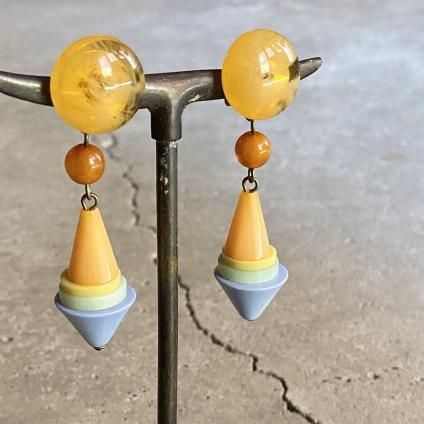 1960's French Bakelite Pastel Colour Pyramids Earrings1960ǯ ե ١饤 ѥƥ륫顼 󥰡