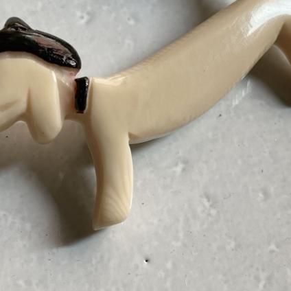 1960's French Galalith White Dachshund Brooch1960ǯ ե ꥹ ۥ磻 åե ֥Dead Stock