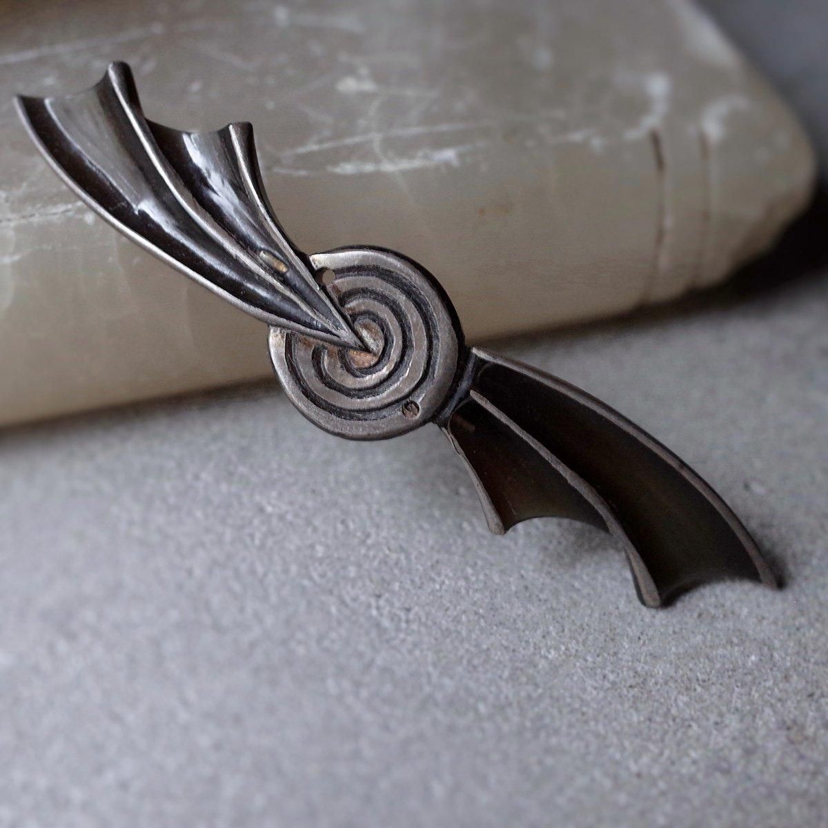 1930's Auguste Bonaz Galalith Brooch1930ǯ 她ȡܥʡ ꥹ ֥
