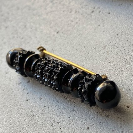 Victorian Mourning Jewelry Whitby Jet Brooch（ヴィクトリアン 