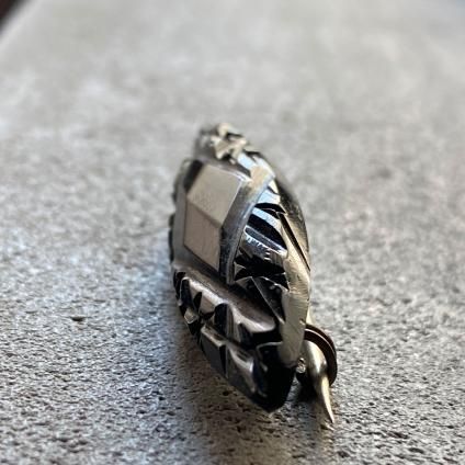 Victorian Mourning Jewelry Whitby Jet Brooch(ヴィクトリア Victorian Mourning Jewelry Whitby Jet Brooch(ヴィクトリア