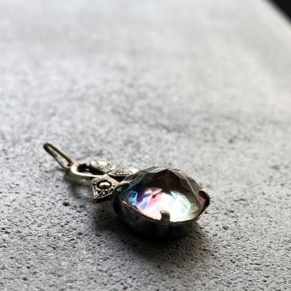 1930's Iris Glass Pendant Top1930ǯ ꥹ饹 ڥȥȥåס