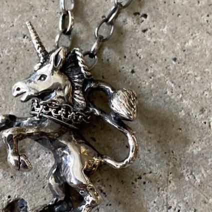 momocreatura Unicorn Necklace（ユニコーン ネックレス 燻しシルバー