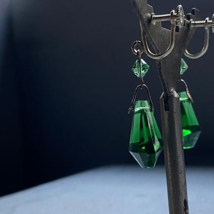 1930's Crystal Green Glass Earrings 1930ǯ  ꥹ륰꡼󥬥饹 󥰡