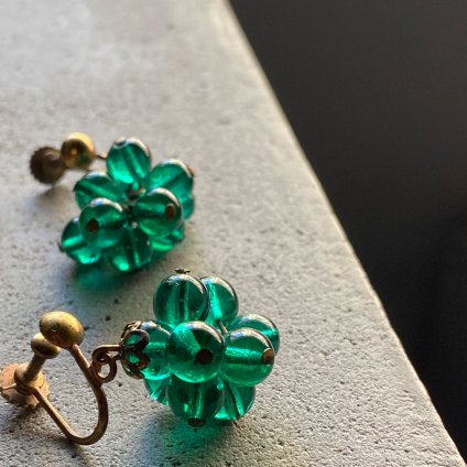 1930's Art Deco Green Flower Glass Earrings 1930ǯ  ǥ ꡼ե饹 󥰡